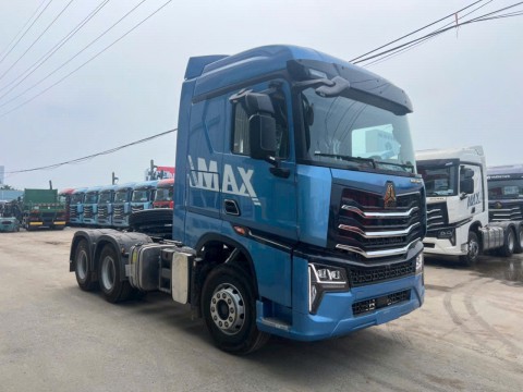Xe đầu kéo Howo Max 440 HP
